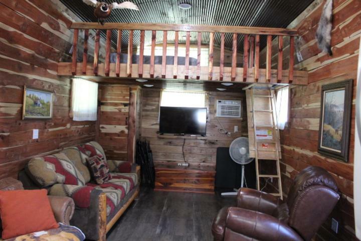 Amish Made Cedar Cabin With A Loft On A Buffalo Farm Close To The Buffalo River Marshall Kültér fotó