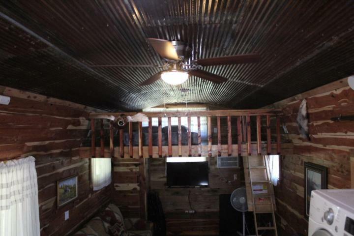 Amish Made Cedar Cabin With A Loft On A Buffalo Farm Close To The Buffalo River Marshall Kültér fotó
